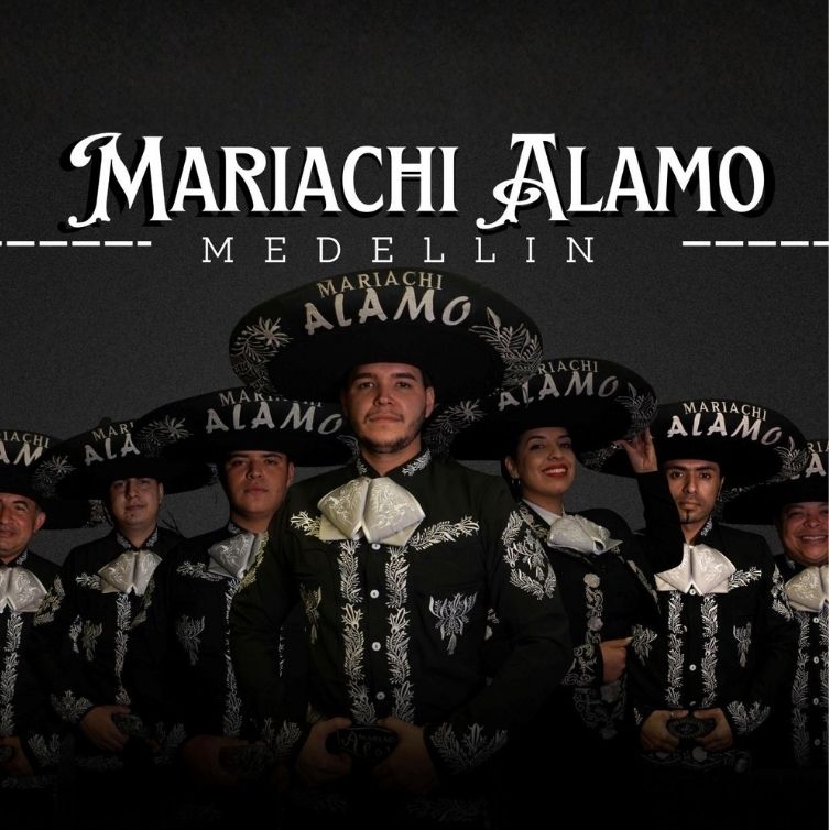 Mariachis en Medellin